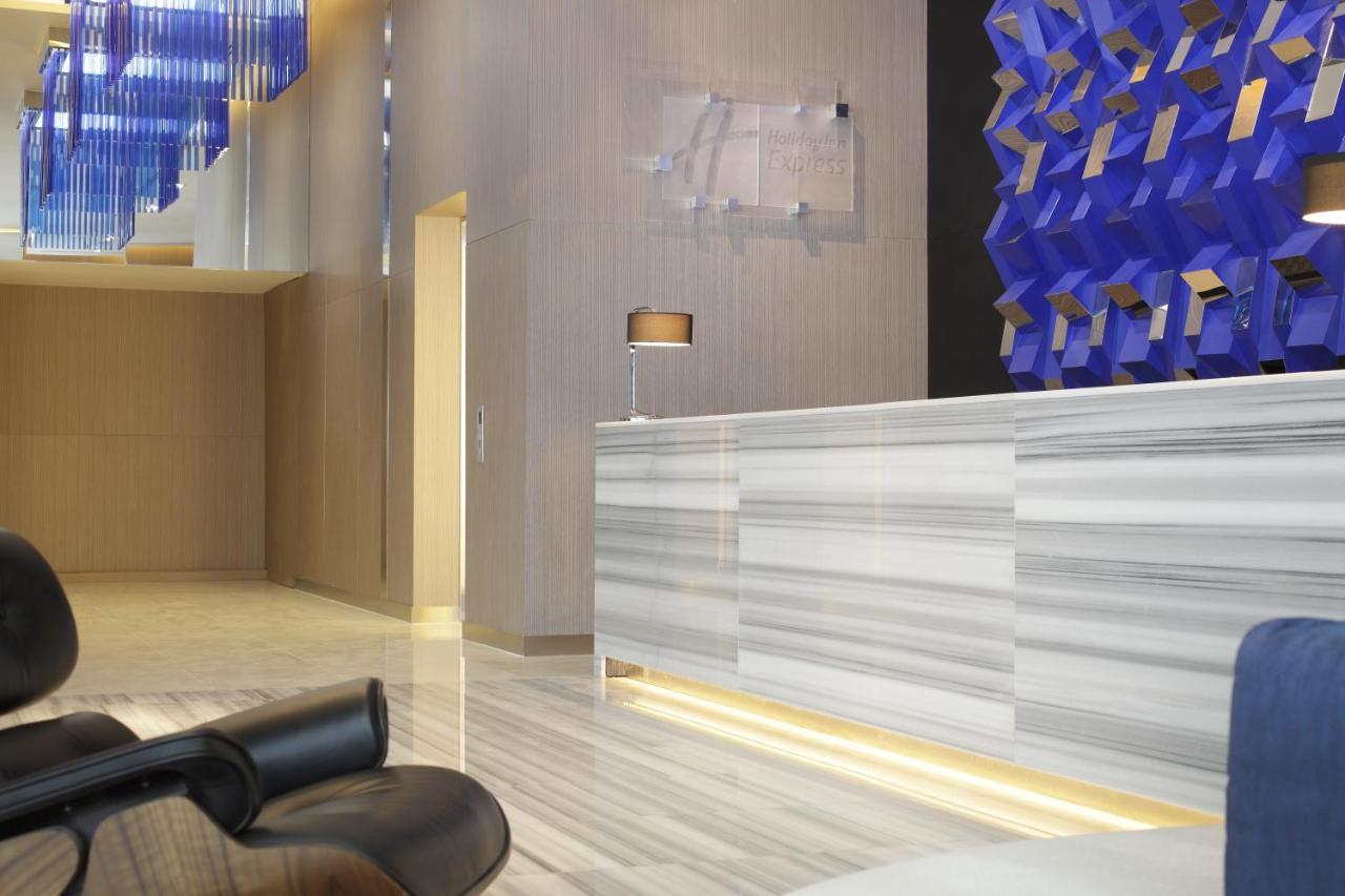 Holiday Inn Express Bengaluru Whitefield Itpl By Ihg Экстерьер фото