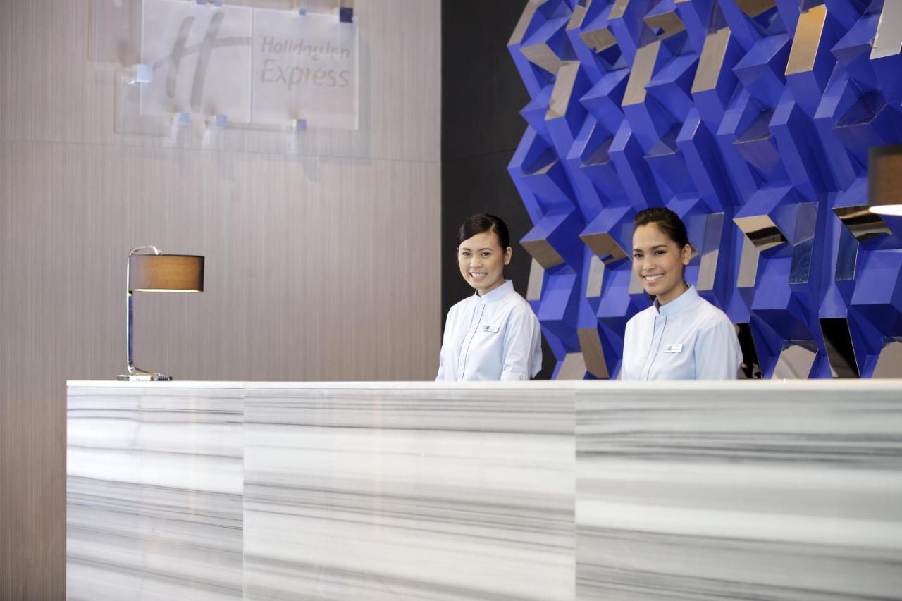 Holiday Inn Express Bengaluru Whitefield Itpl By Ihg Экстерьер фото