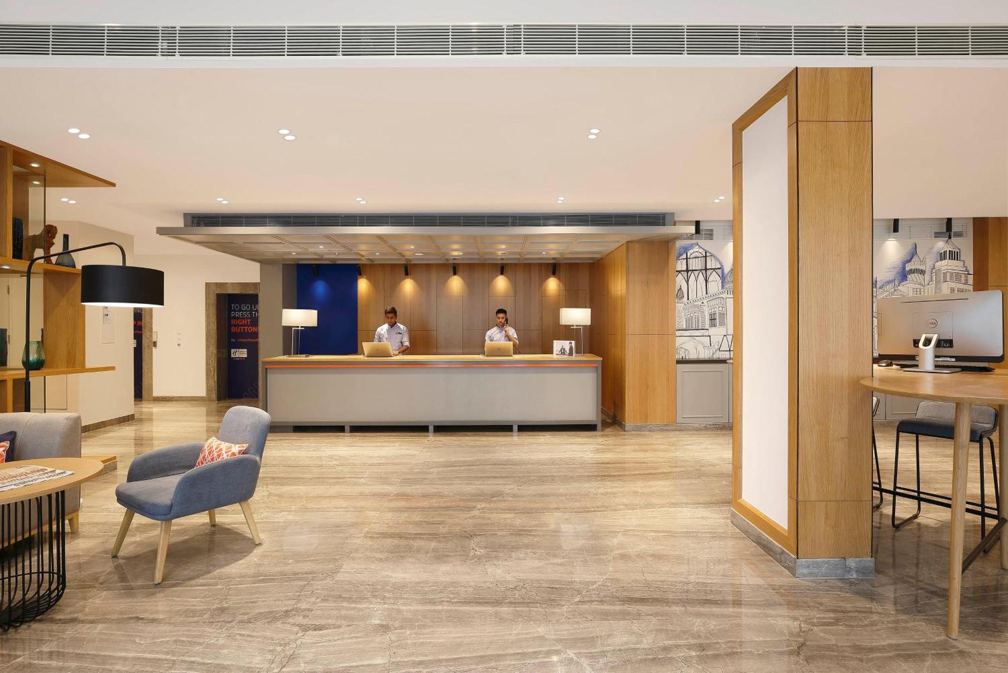 Holiday Inn Express Bengaluru Whitefield Itpl By Ihg Экстерьер фото