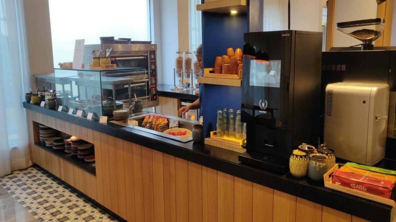 Holiday Inn Express Bengaluru Whitefield Itpl By Ihg Экстерьер фото