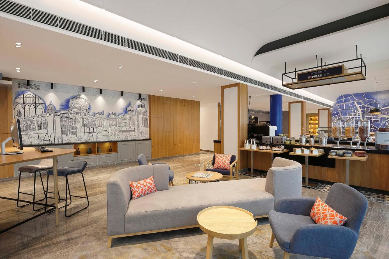 Holiday Inn Express Bengaluru Whitefield Itpl By Ihg Экстерьер фото